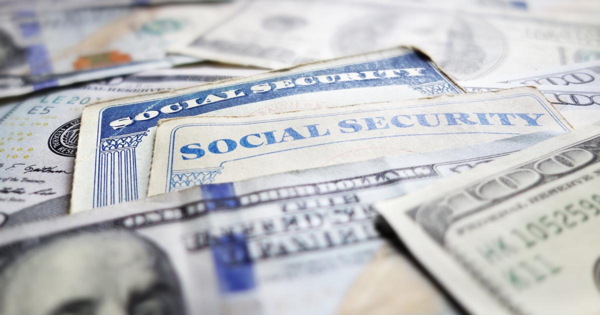 how much money do you make off social security