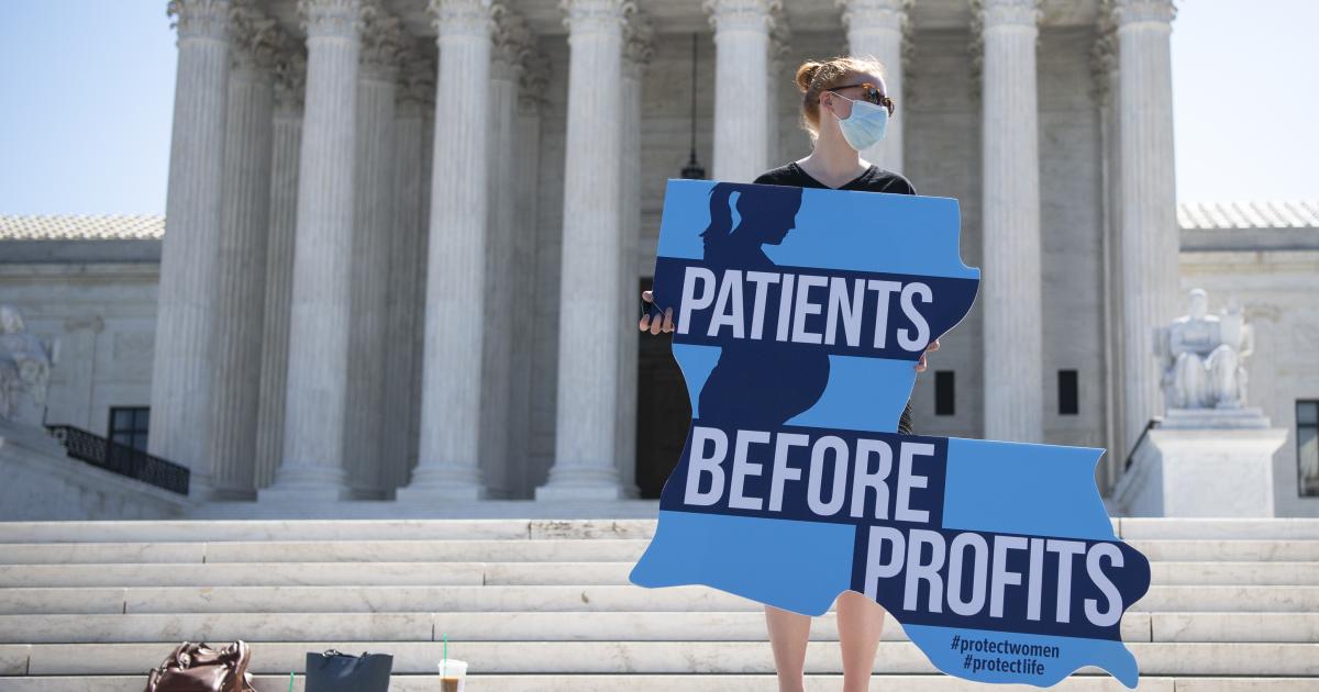 US Supreme Court Strikes Down Louisiana Abortion Restrictions