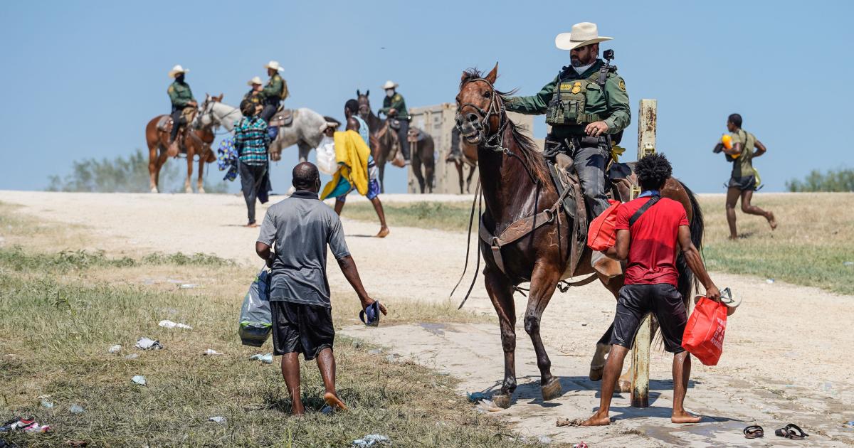 Caught In A Lie: Border Patrol Agents Never Whipped Migrants | The ...