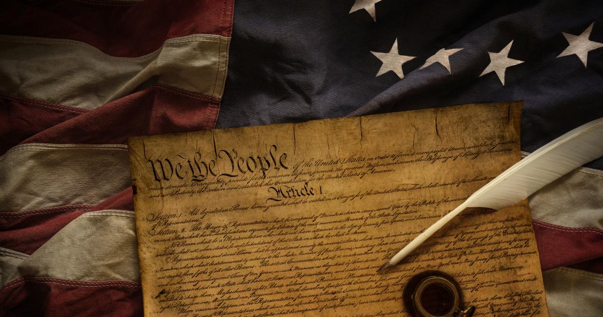 The U.S. Constitution Civics Mr. Growdon. Contents What is the Constitution?  What is the Constitution? Background and origin Background and origin  Organization. - ppt download